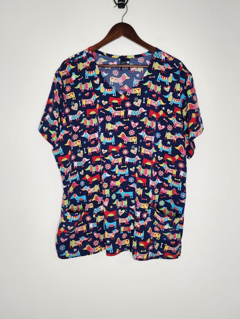 Zoe + Chloe Women's Navy Blue Dachshund Print Short Sleeve Scrub Top 2XL Vibrant